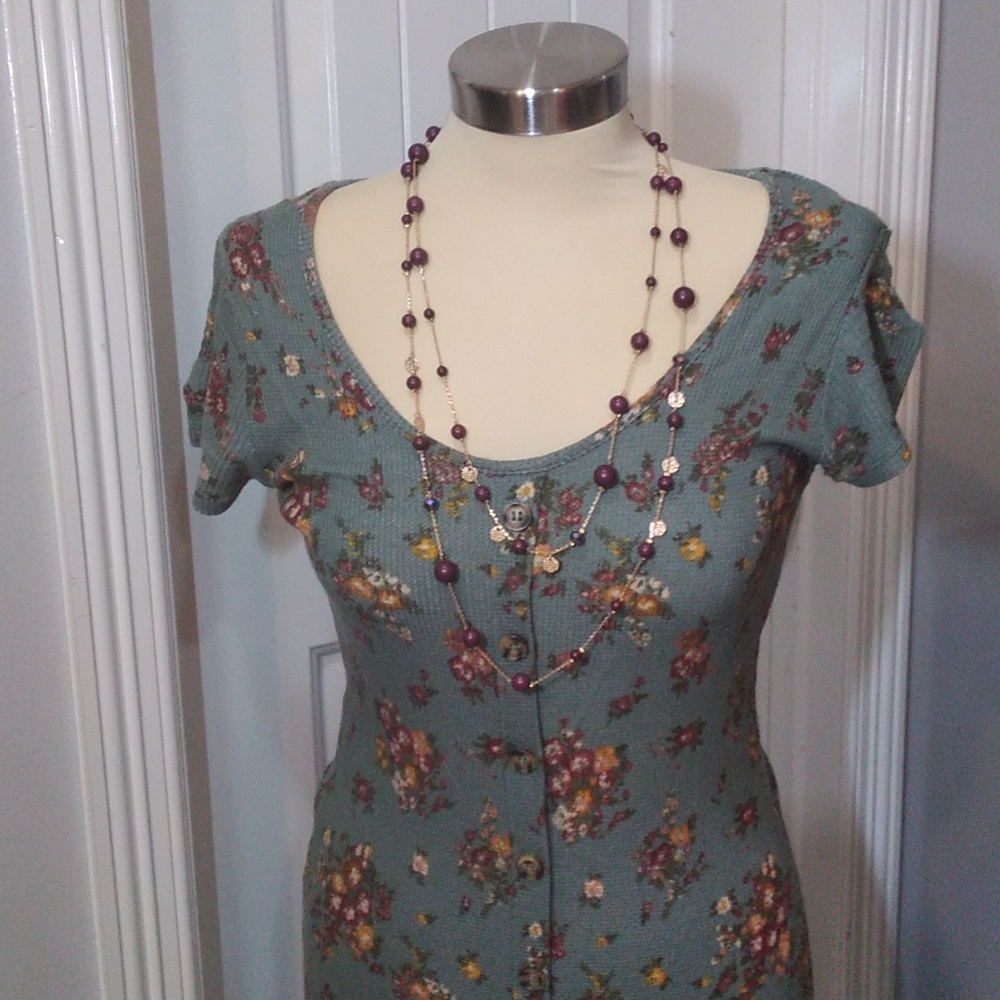 SO Women's dress - Picture 2 of 8